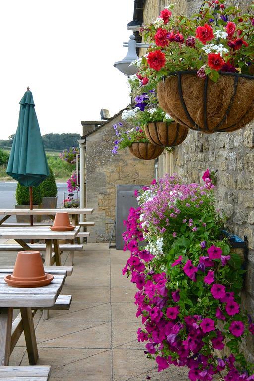 Hotel Coach & Horses Bourton-on-the-Water Exterior foto